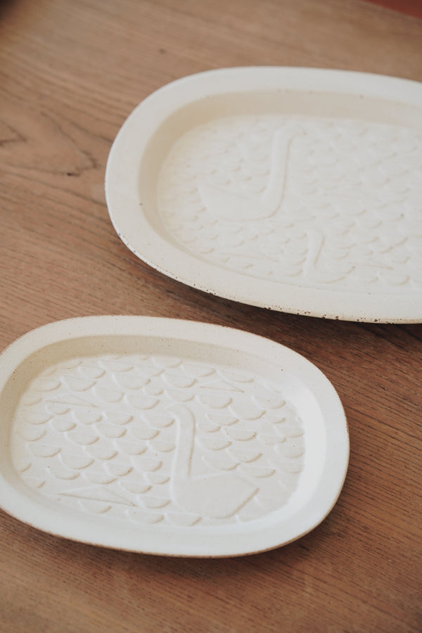 minä perhonen - Winter Lake Plates