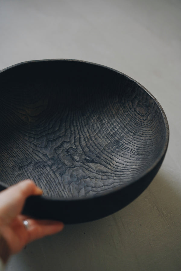 Keiichi Murakami - K-15 Black lacquered hand-carved wooden bowl in Japanese chestnut
