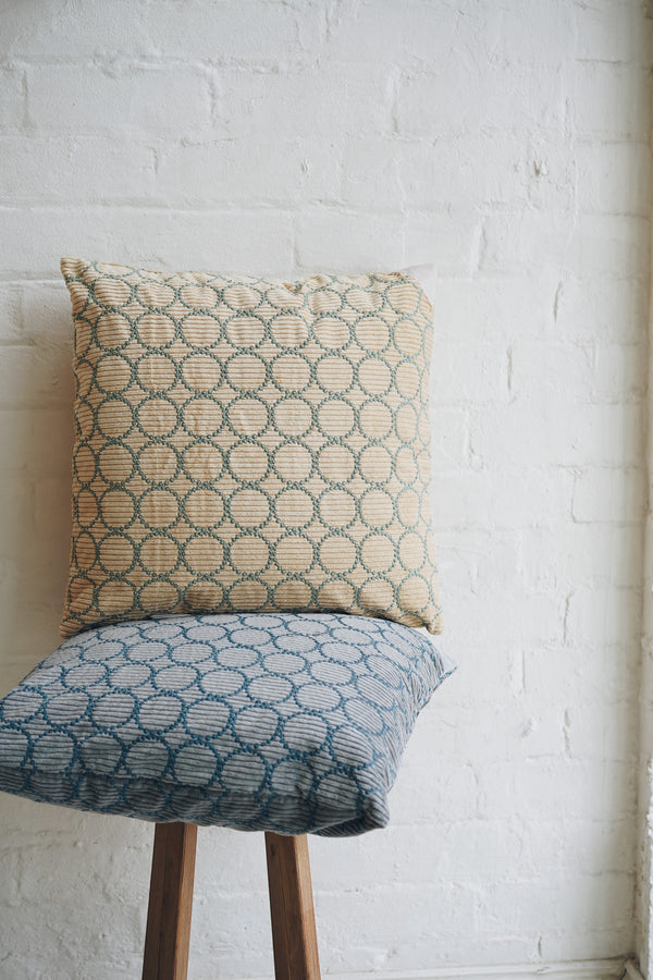 minä perhonen - Tambourine Cushions