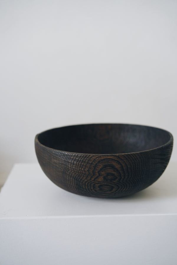 Keiichi Murakami - K-15 Black lacquered hand-carved wooden bowl in Japanese chestnut