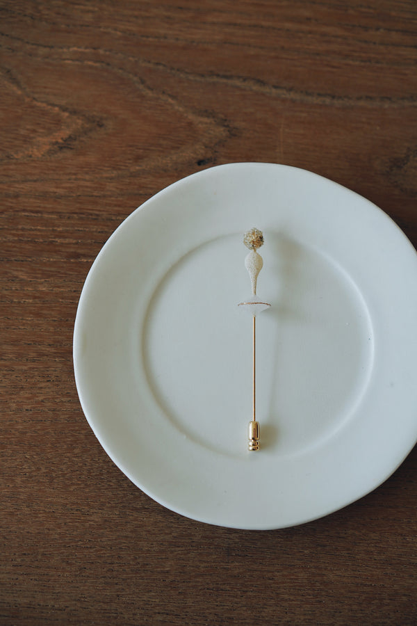 Uqui - Handmade Sea Sand Pin Brooches