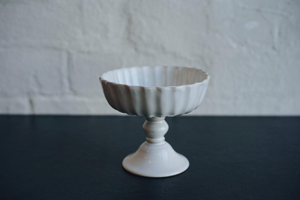 Manami Naoi - Ceramic flower compote (LAST ONE)
