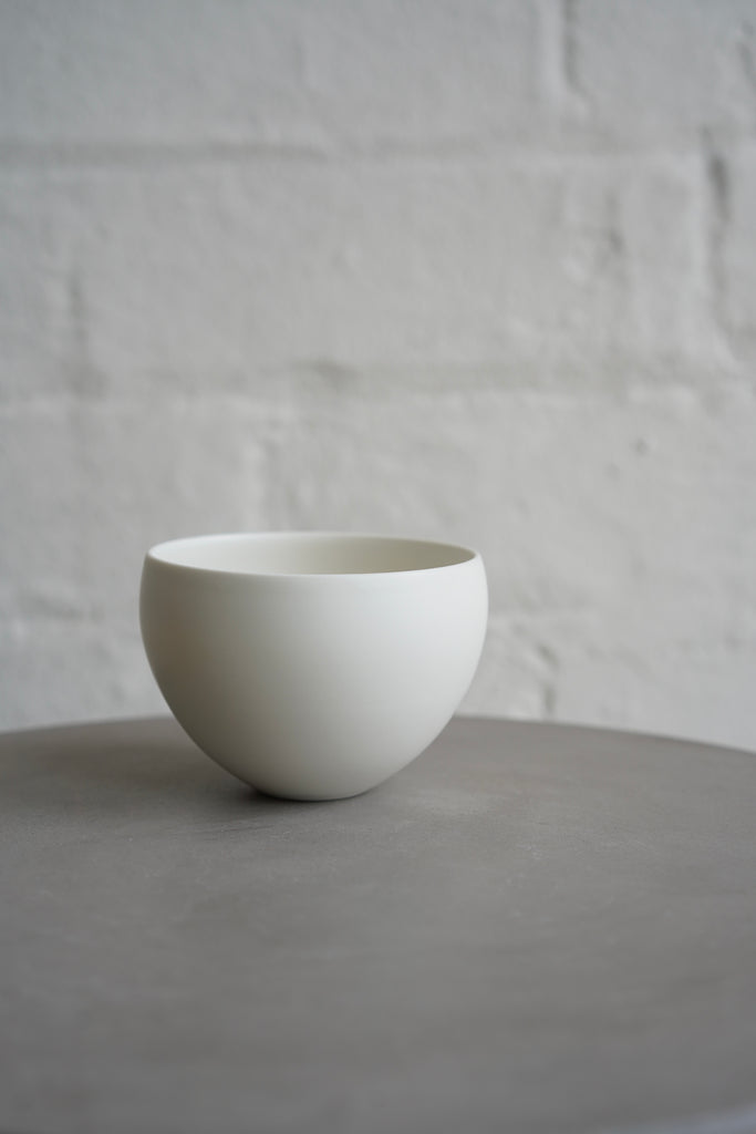 Tetsuya Otani - White Porcelain Round Bowls (OT3-5)