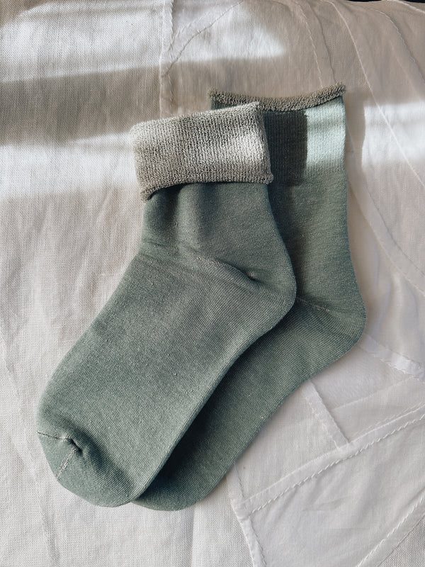 Glück und Gute - Silk & cotton short socks (24AW NEW ARRIVALS)