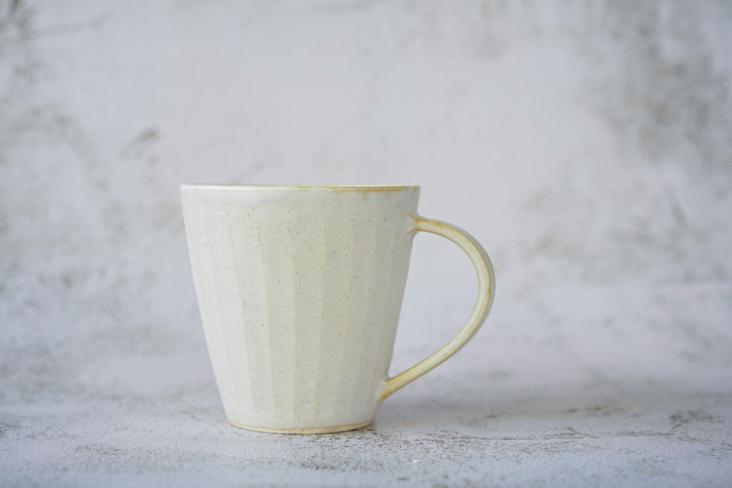 Aya Ogawa - Shinogi Mug Antique White