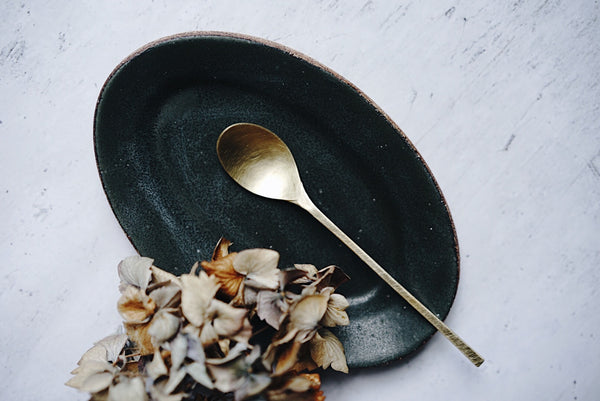 Satomi Ito - Oval Plate S