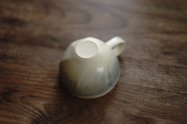 Chie Kobayashi - Neji Neji Twisted Mug