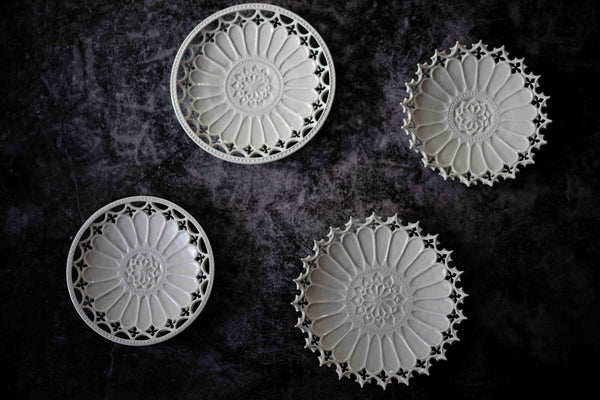 Taketoshi Ito - Sculpted Flower Plates