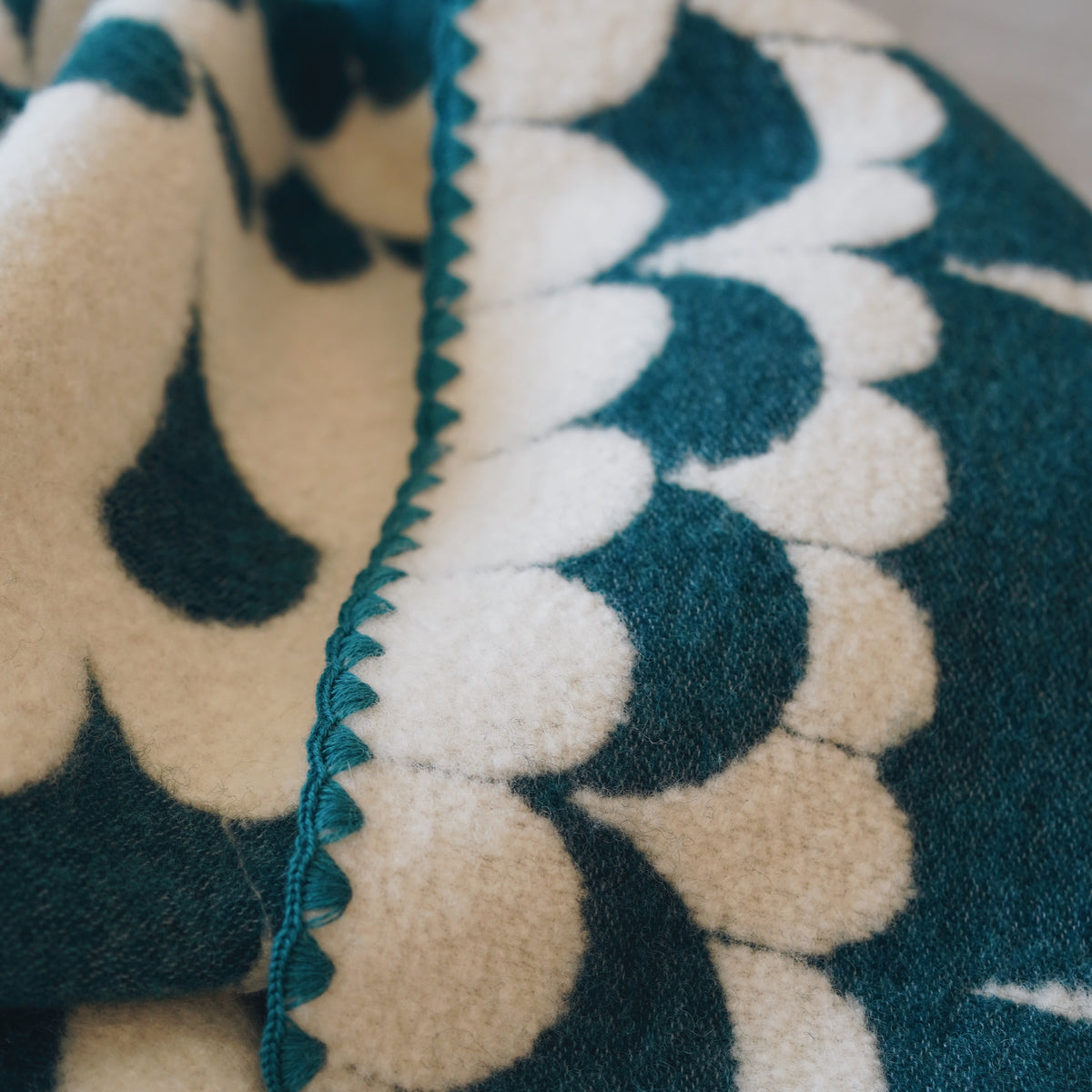 minä perhonen - Sea Lace Double Sided Wool Blanket (LAST ONE