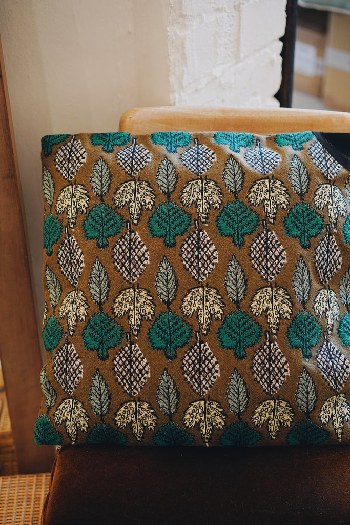 minä perhonen - LEHTI Cushion