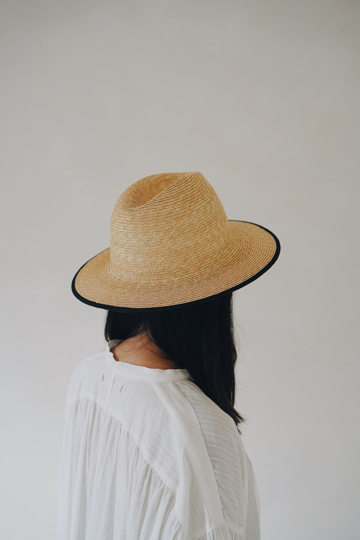 Wica Grocery - Drop shaped brim straw hat (LAST ONE) – Kurashi