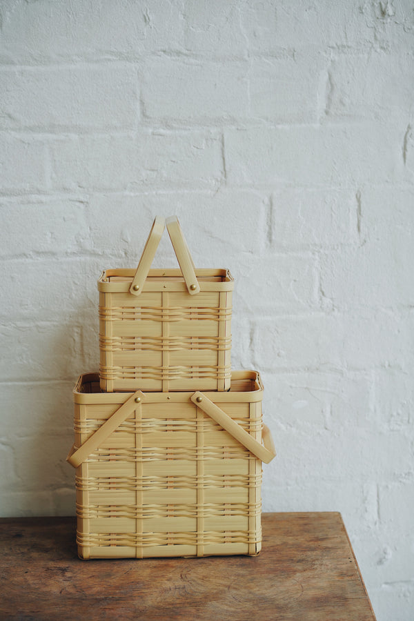 Yuki Matsuda - Hand-woven carrier bamboo basket