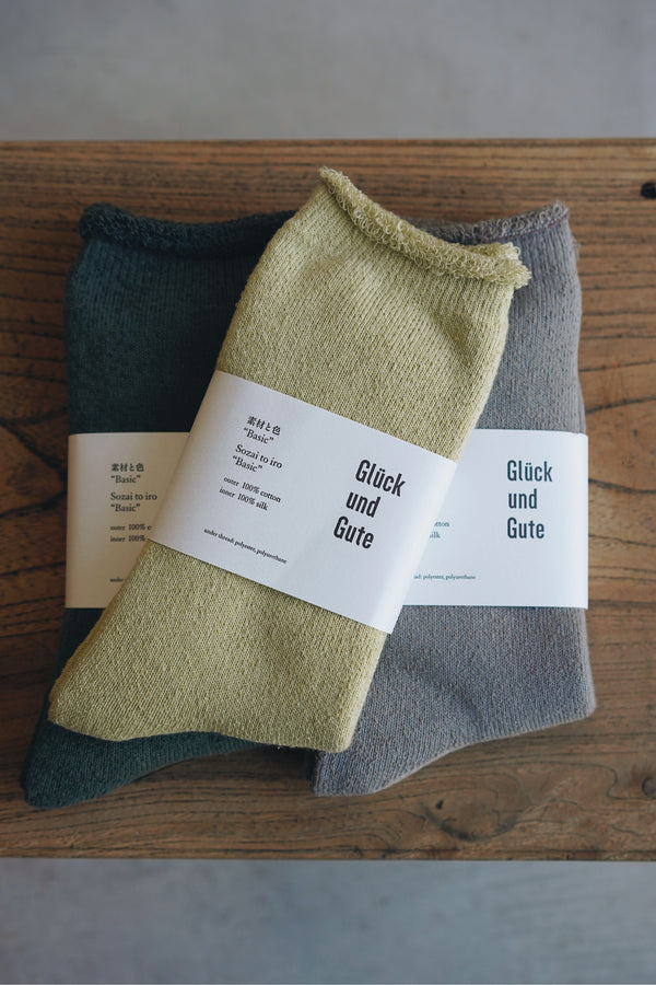 Glück und Gute - "Sozai to iro" Basic Silk and Cotton Socks