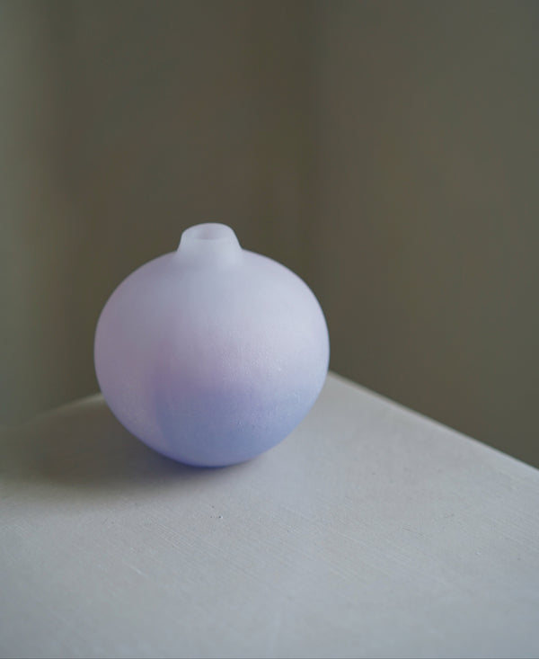Mutsumi Hagiwara -  Round Vase
