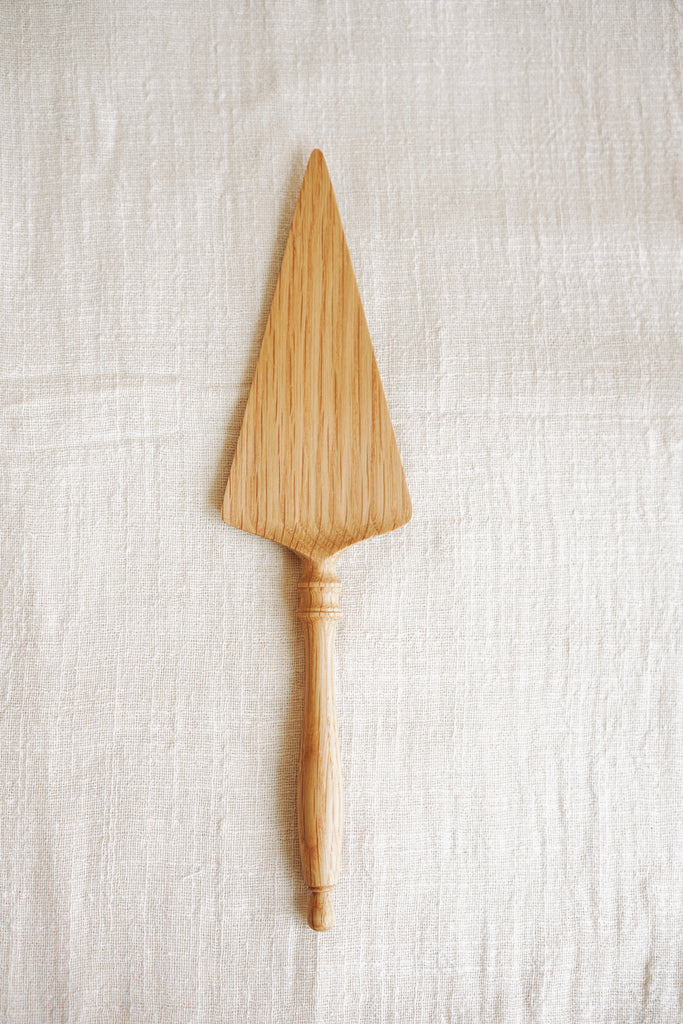 Kenta Nakanishi - Wooden Cake Server