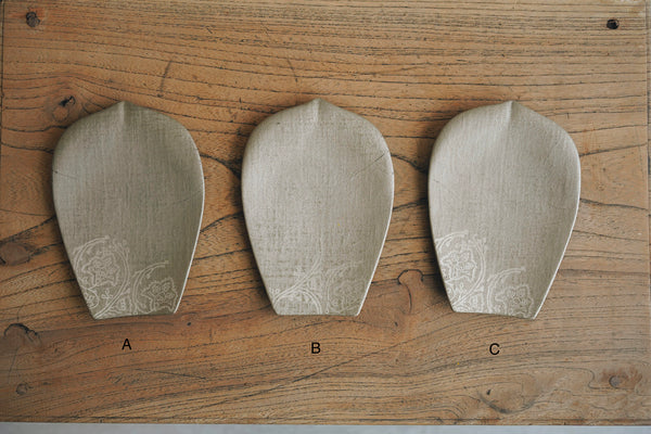 Junko Yashiro - Lotus Petal Plate