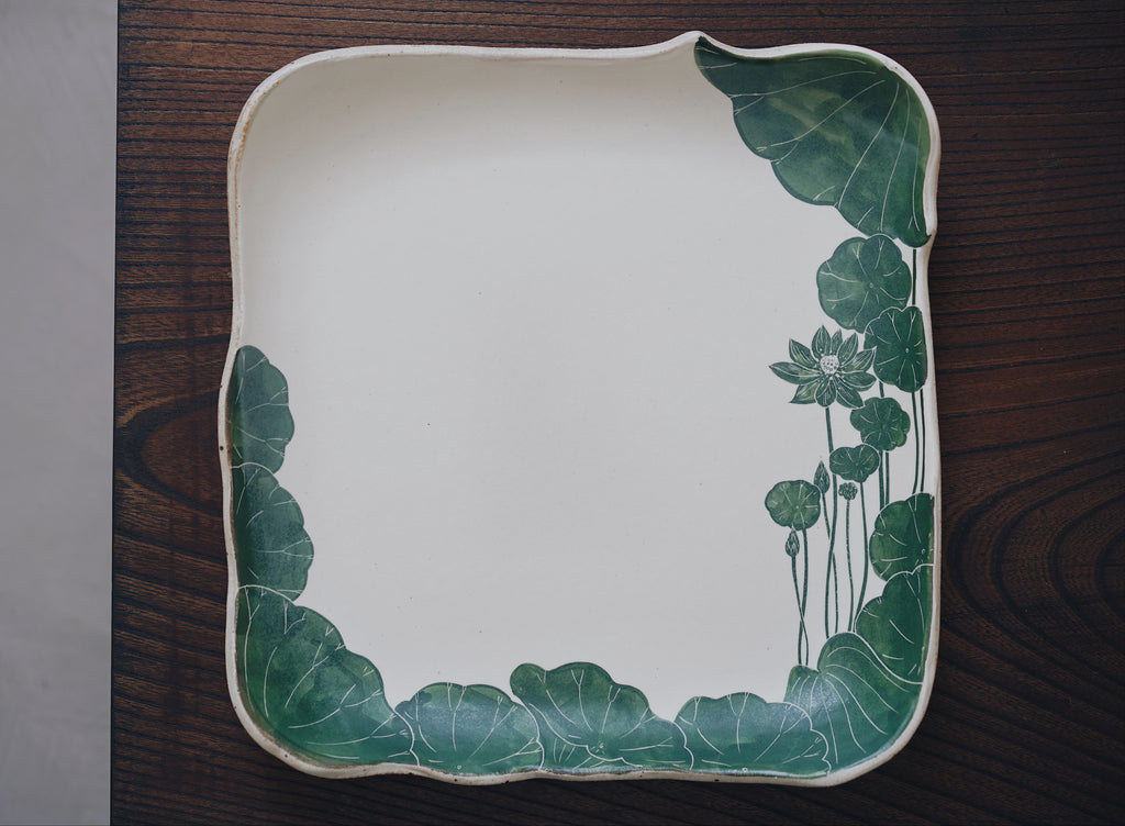 Momoko Otani - Green Lotus Flower Sqaure Plate/Tray with Hand-carved Decorative Edges (OM35)