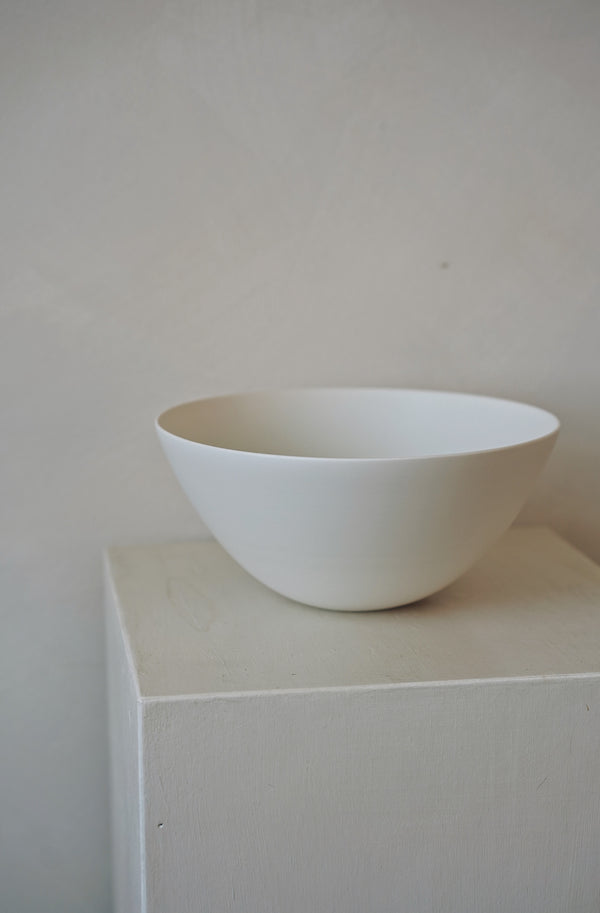 Tetsuya Otani - White Porcelain Large Round Bowl (OT41)