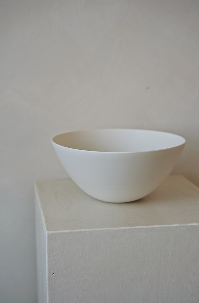 Tetsuya Otani - White Porcelain Large Round Bowl (OT41)