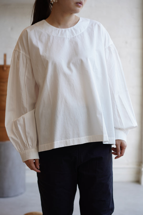 Francesca Amam Label - Gathered Sleeved Blouse