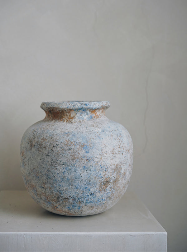 Akari Karugane - Large Vase/Pot