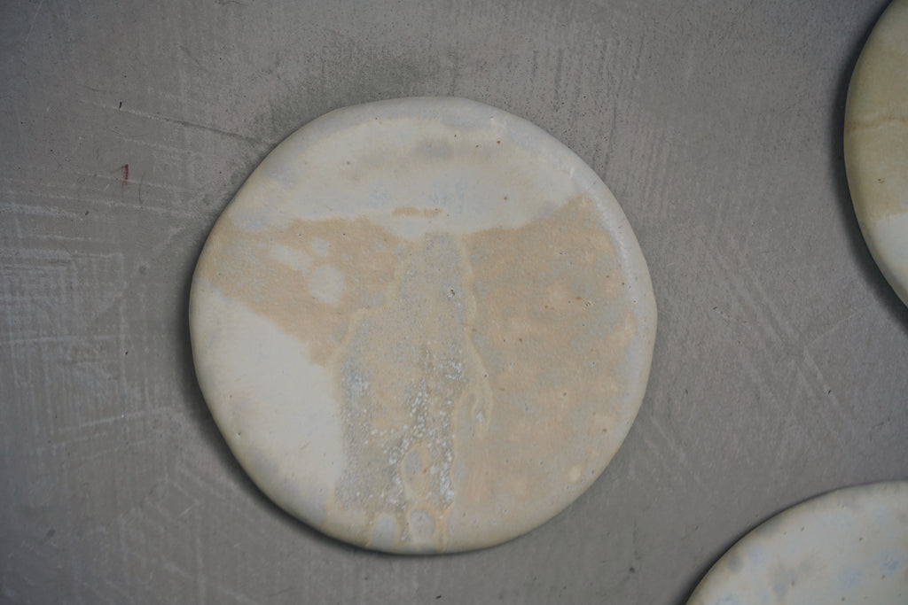 Akari Karugane - Glazed Kashi Plates