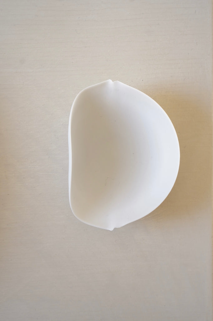 Chie Kobayashi - White Porcelain Tea Scoop