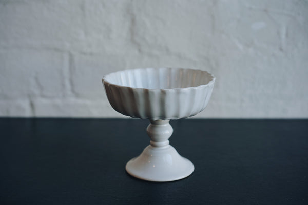 Manami Naoi - Ceramic flower compote (LAST ONE)