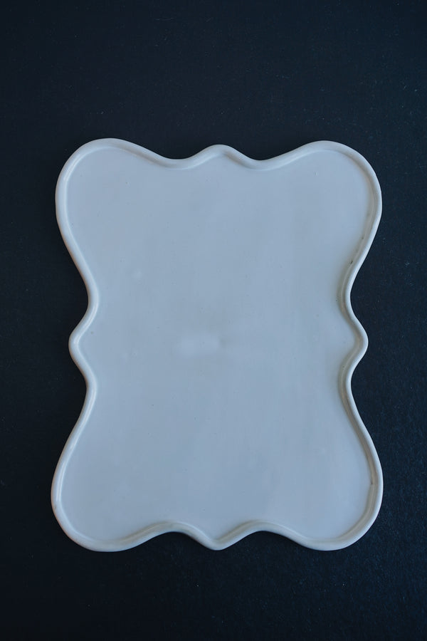 Manami Naoi - Ceramic relief dessert plates