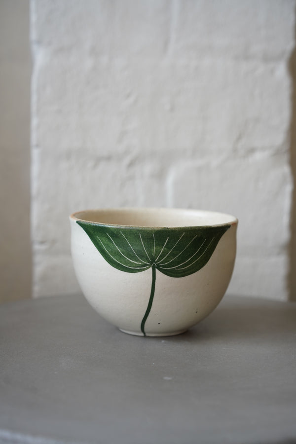 Momoko Otani -  White Lotus Flower Bowl (OM8)