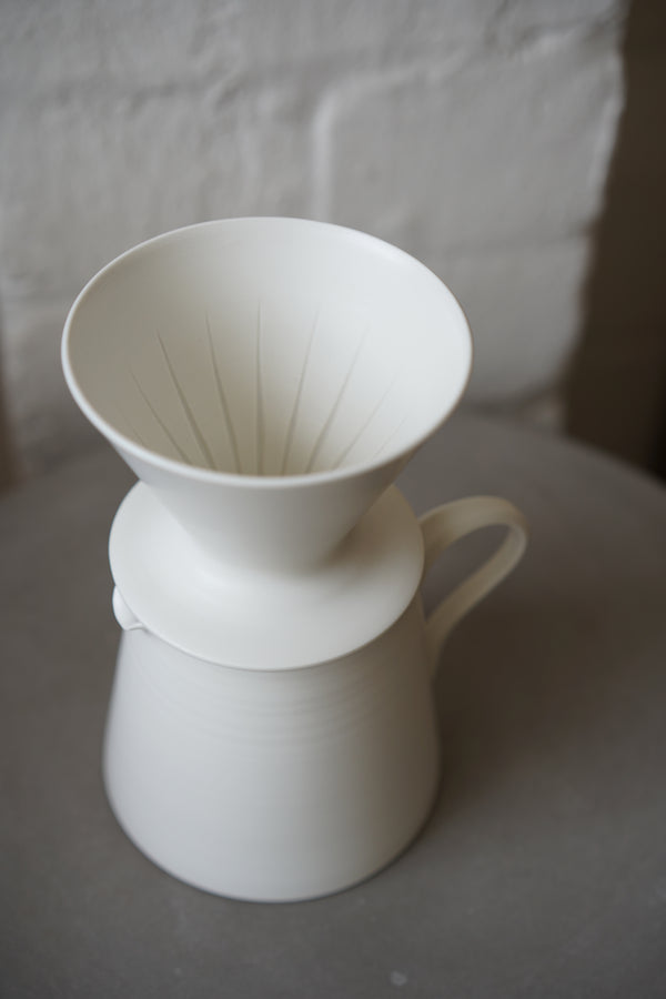 Tetsuya Otani -  White Porcelain Coffee Dripper and Server Set