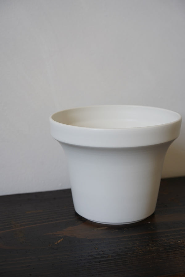 Tetsuya Otani - White Porcelain Planter F (OT40)