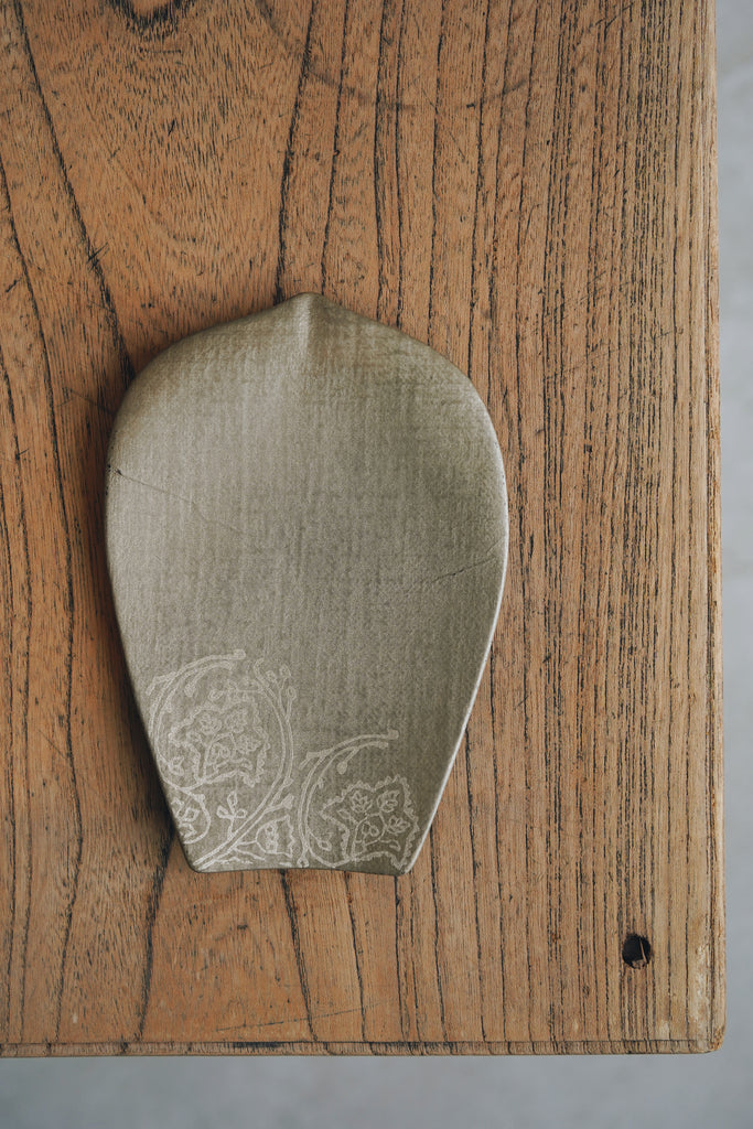 Junko Yashiro - Lotus Petal Plate