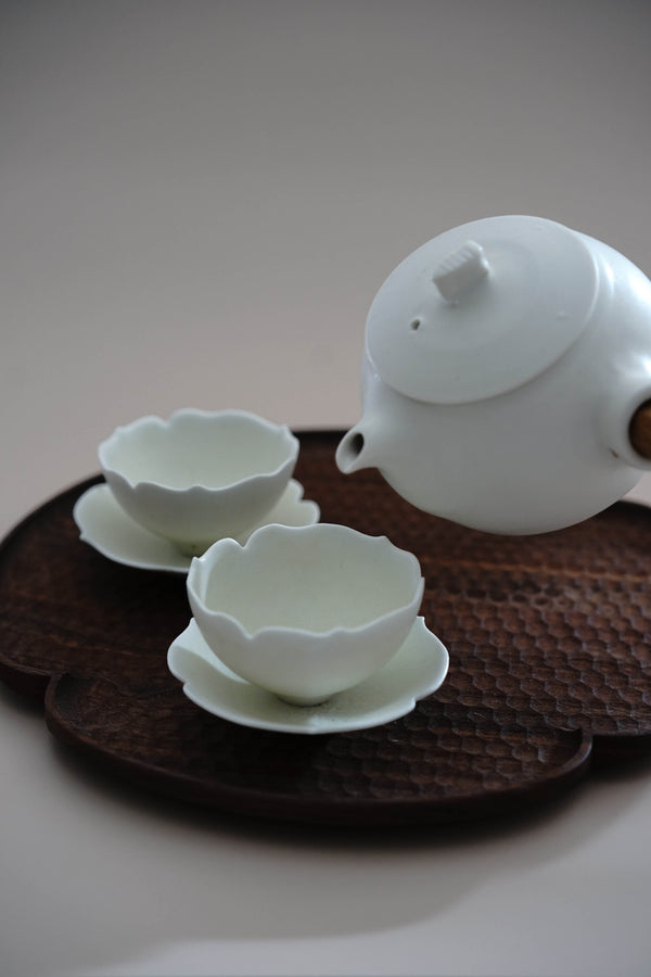 Chie Kobayashi - Rinka Tea Cup & Chataku Set